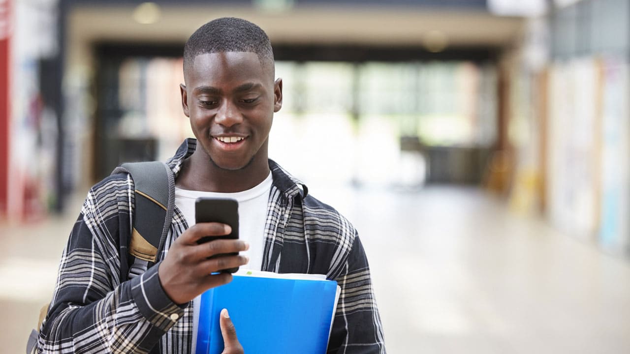 Texting in the Recruitment Process – What You Need to Know to Get Started